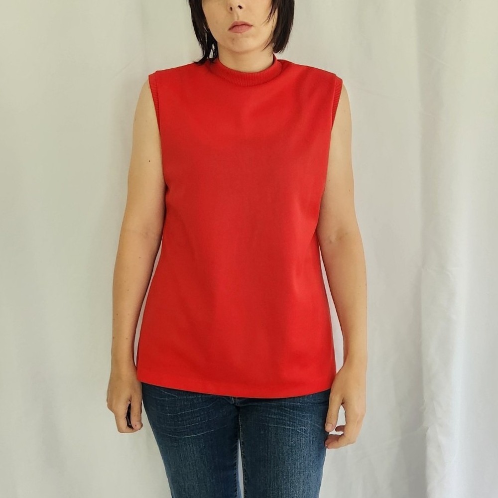 70s Red Sleeveless Blouse